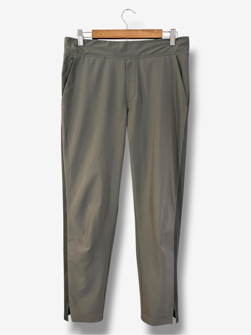 Athleta Brooklyn Ankle Pants Size 8 Jungle Olive Green Athleisure Gym Workout